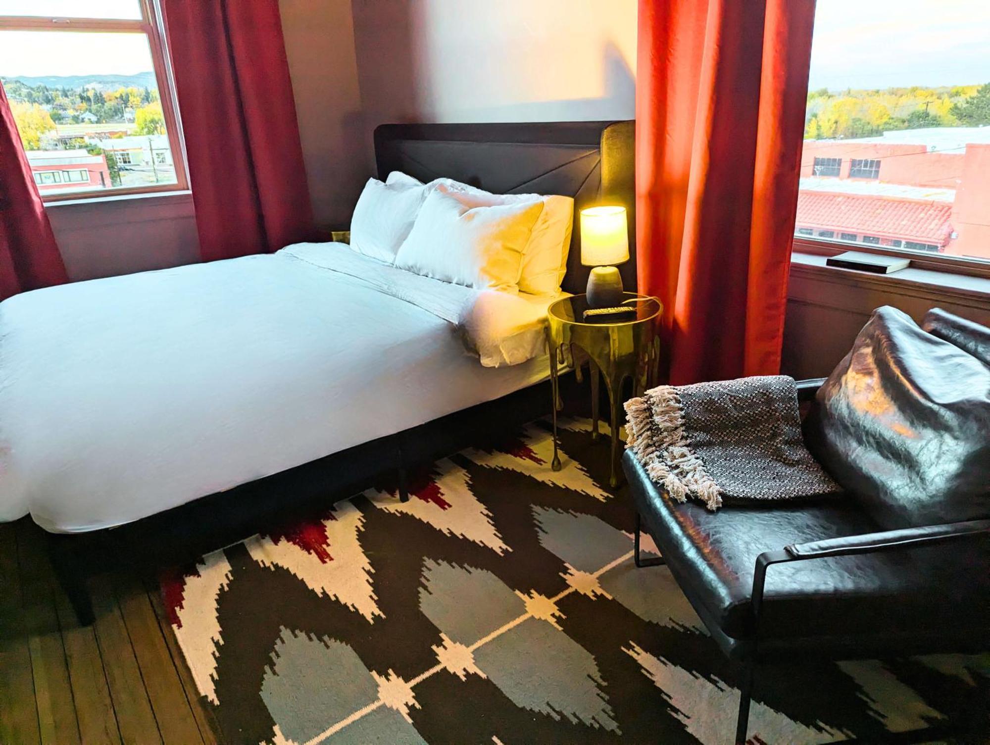The Well Hotel & Taproom ترينيداد المظهر الخارجي الصورة
